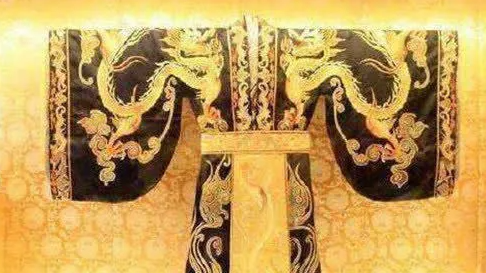 古代皇帝的龙袍从来是不洗的 会不会发臭呢