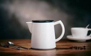 咖啡 茶 瓷器与现代实用美学的完美结合