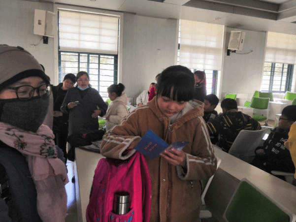 安徽淮南：“校园疫苗”接种忙 反邪宣传进校园