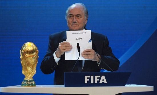 布拉特宣布卡塔尔获得世界杯主办权