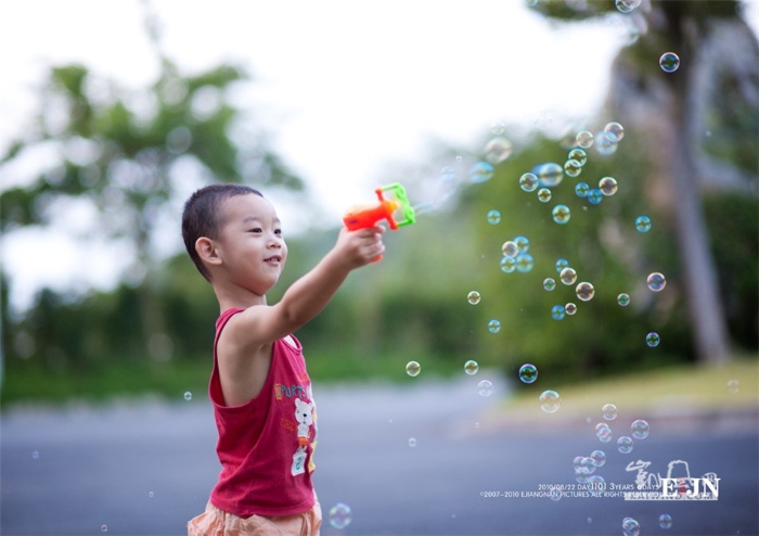 我上要幼儿园了，童年时光真精彩