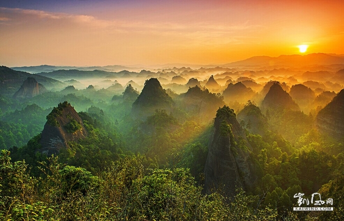 万佛山，霞光万丈