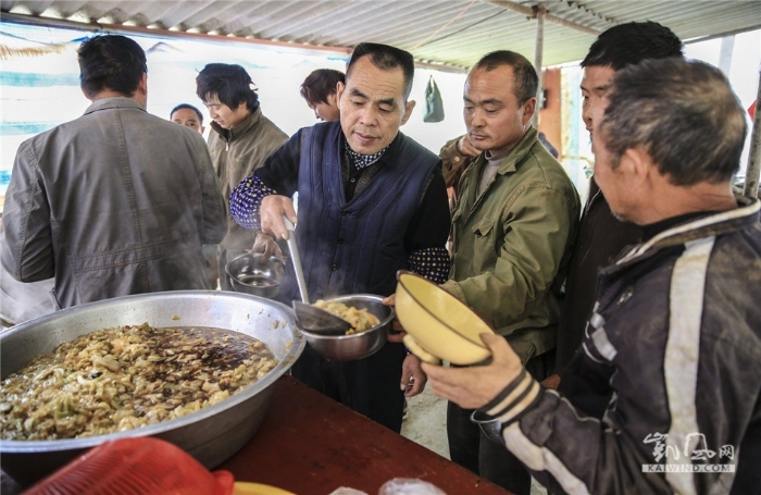 农民工的午餐