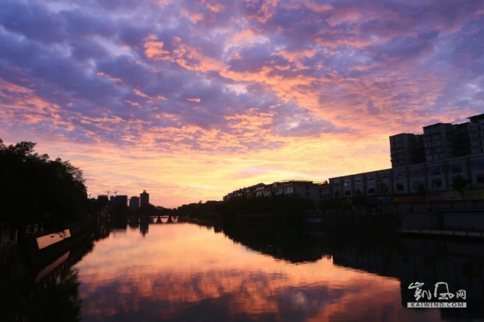 蒲江河畔的清晨