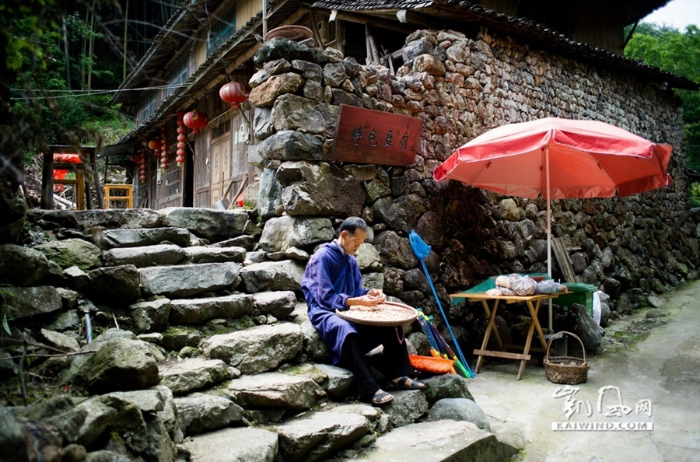 布袋坑村：古老村落的乡土味道