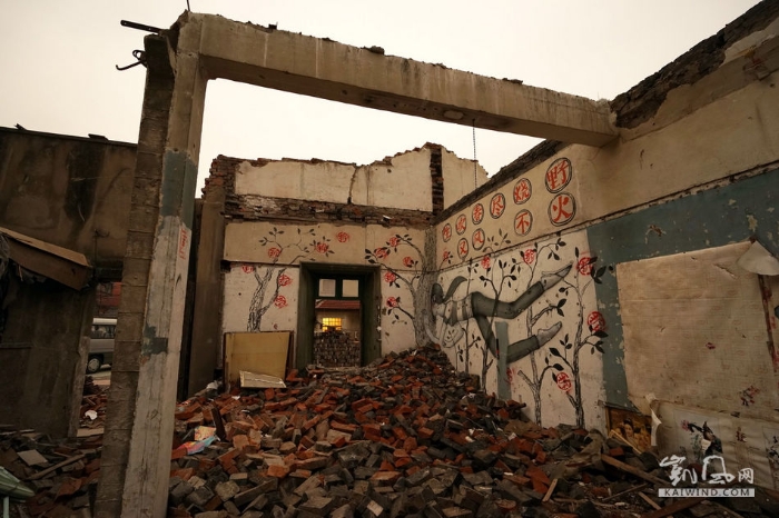 “废墟涂鸦”——城市发展中的情绪表达