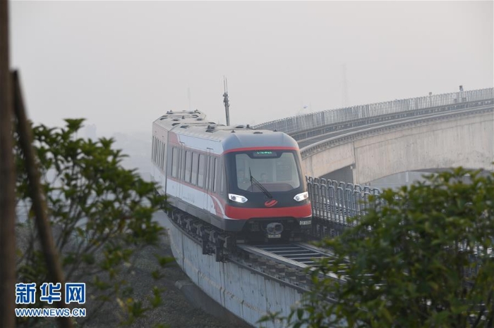 （经济）（4）长沙磁浮快线试运营总客流量达148.5万人次