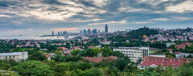 边读书边旅游，中国最美大学盘点，它排第一没有争议