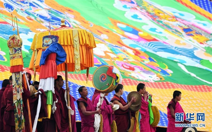 （XHDW）（7）“世界藏学府”拉卜楞寺举行瞻佛节