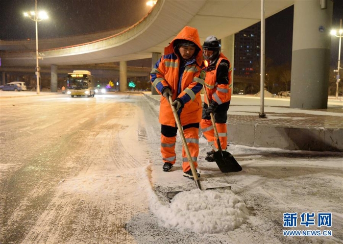 （社会）（2）风雪“夜行人”