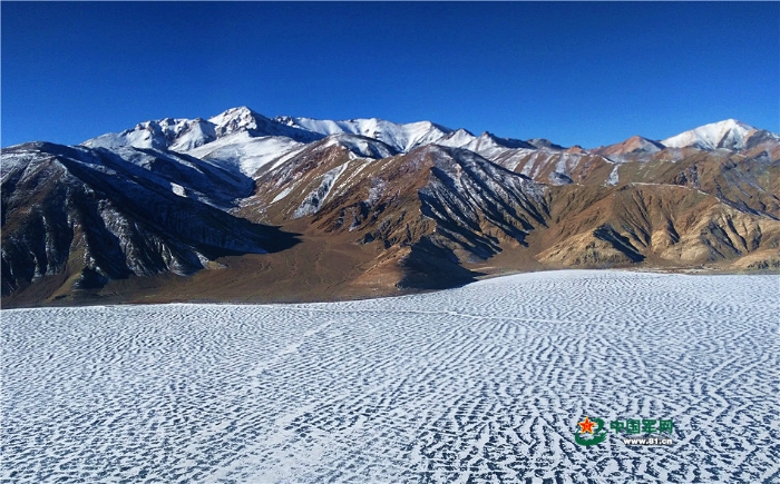 陆航人最有眼福  俯瞰高山界湖原来这么美