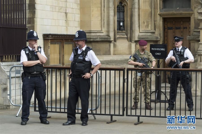 （国际）（4）英国将恐怖威胁级别上调至“危急”