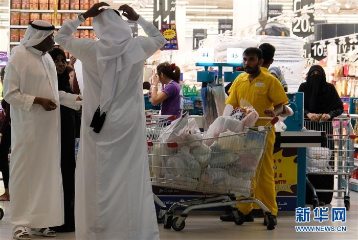 （国际）（1）断交影响民众生活 卡塔尔现抢购潮