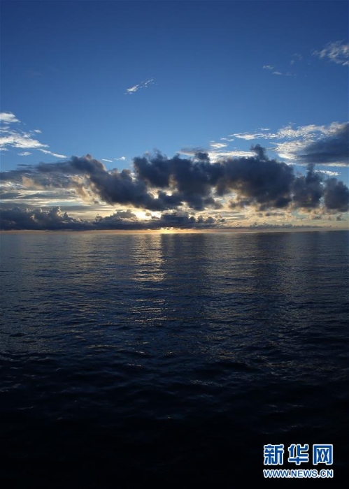 （新华视界）（4）“向九”船上的太平洋之晨