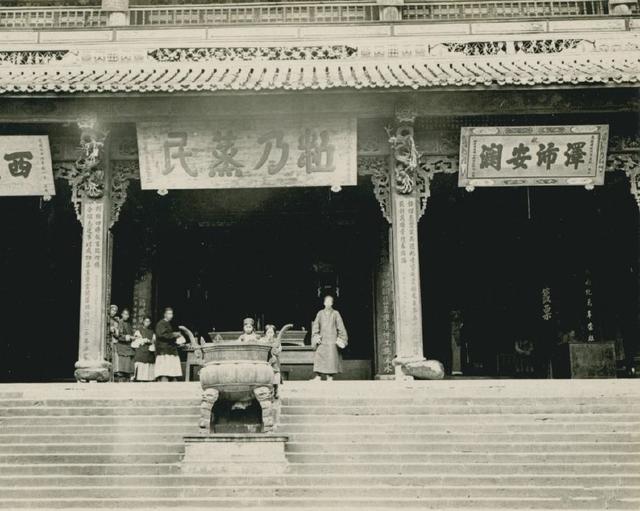 1909年的四川都江堰，风光美丽人心质朴