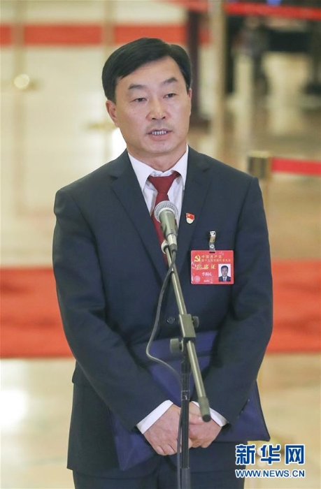 （十九大·党代表通道）（28）采访党代表