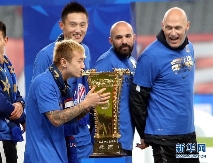 （体育）（4）足球——足协杯：上海申花夺冠