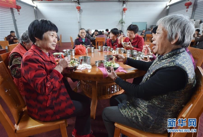 （社会）（2）移风易俗公益捐款办起村中爱心食堂