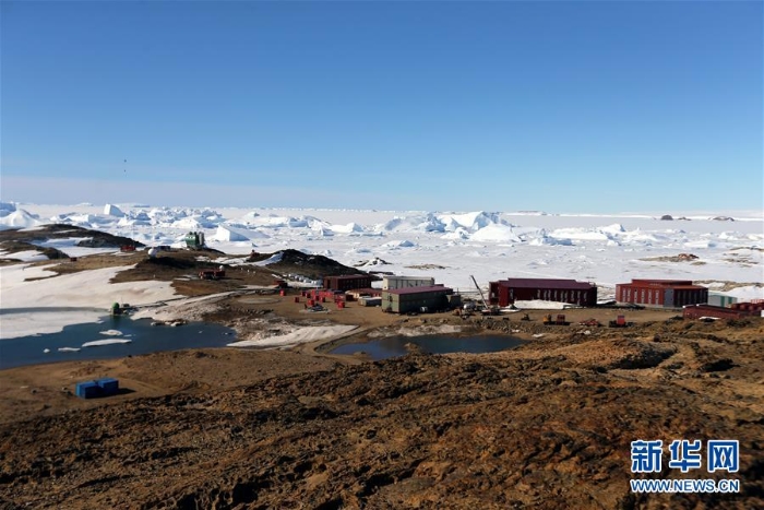 （第34次南极科考·图文互动）（2）通讯：中山站正是雪化时