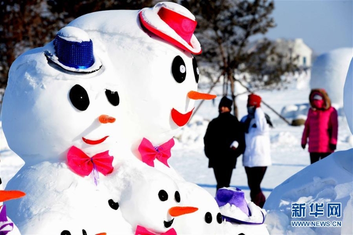 （社会）（3）2018个雪人亮相哈尔滨