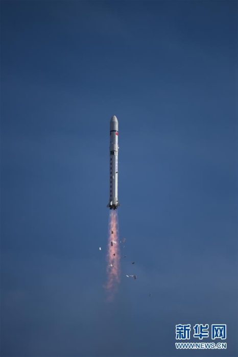 （XHDW）（2）我国成功发射首颗电磁监测试验卫星“张衡一号”
