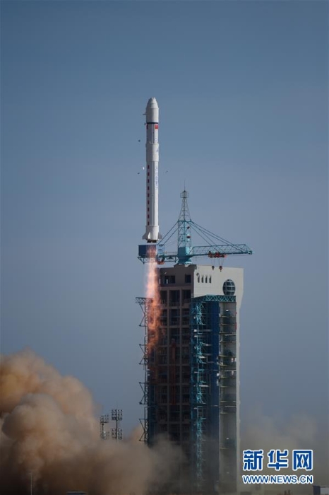 （XHDW）（1）我国成功发射首颗电磁监测试验卫星“张衡一号”