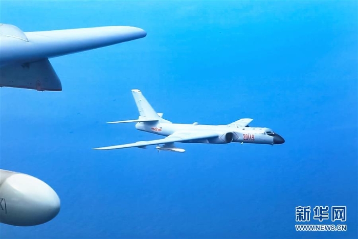 （图文互动）（4）中国空军轰－6K等多型战机远洋训练战巡南海