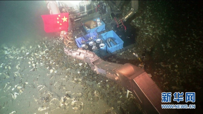 （图文互动）（1）我国首次大深度潜水器联合科学考察在南海启动