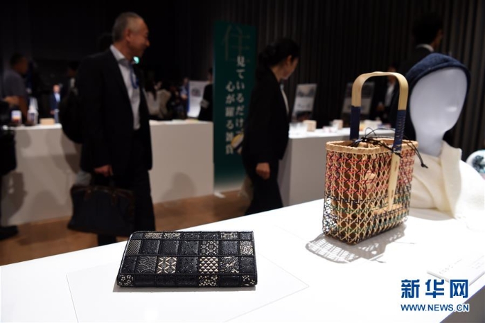 （国际）（3）东京：展示传统手工艺商品  弘扬“匠人精神”