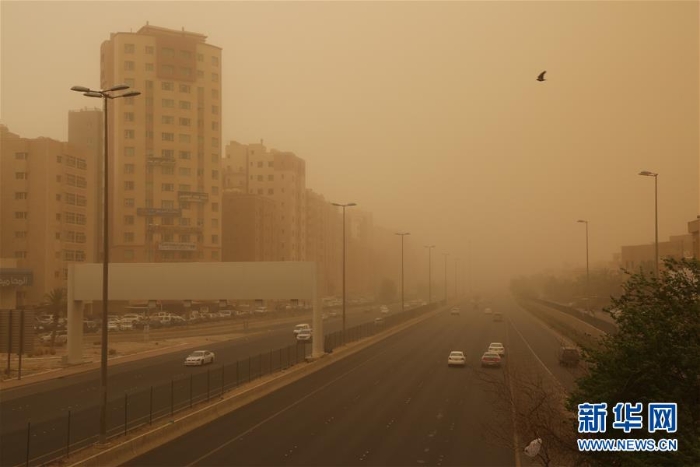 （国际）（4）沙尘暴袭击科威特