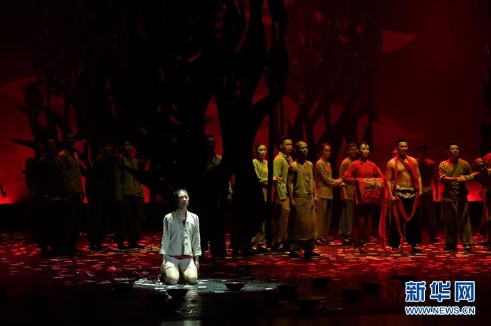 #（XHDW）（2）舞剧《红高粱》在江苏南通上演