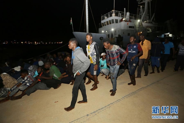 （国际）（2）利比亚海军在西部海域救起458名非法移民