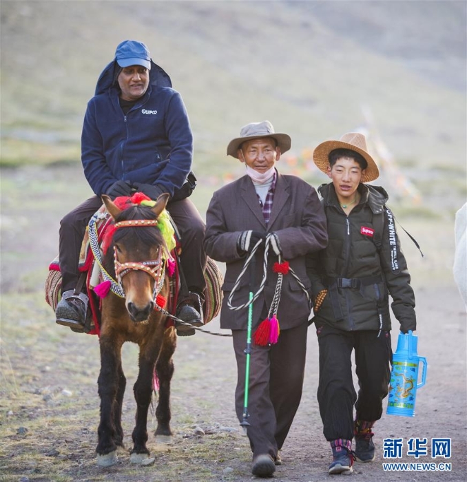 （图文互动）（12）西藏：冈仁波齐山下的牧民致富路