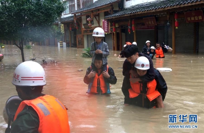 （社会）（2）甘肃文县遭强降雨袭击