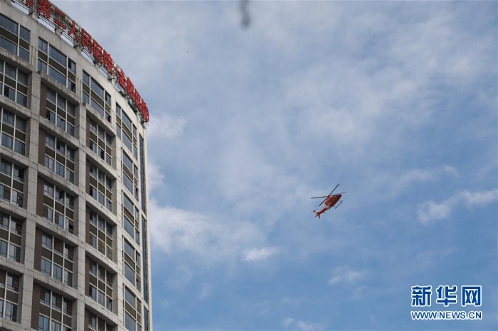 （社会）（5）贵州首架专业医疗构型救援直升机即将投入使用