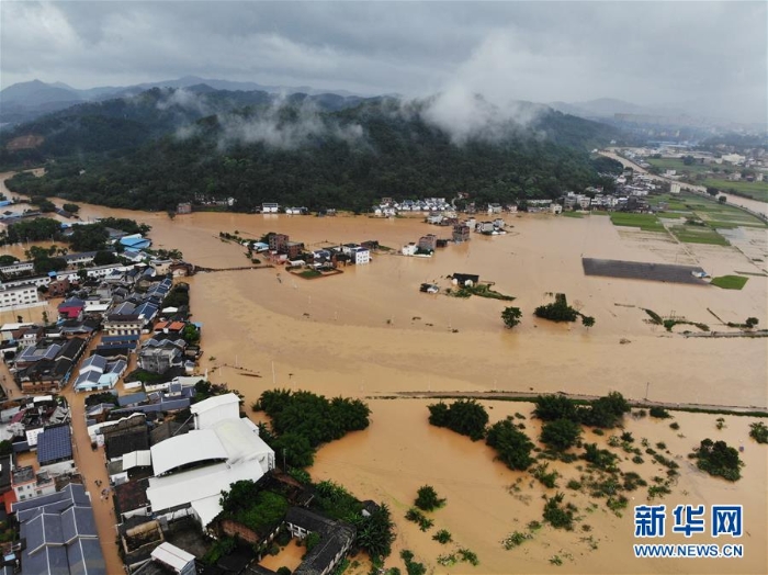 #（环境）（2）广东部分地区出现强降雨