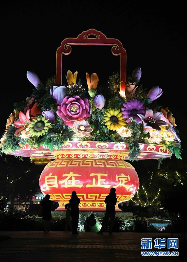 #(新华视界)(2)河北正定:古城夜色美