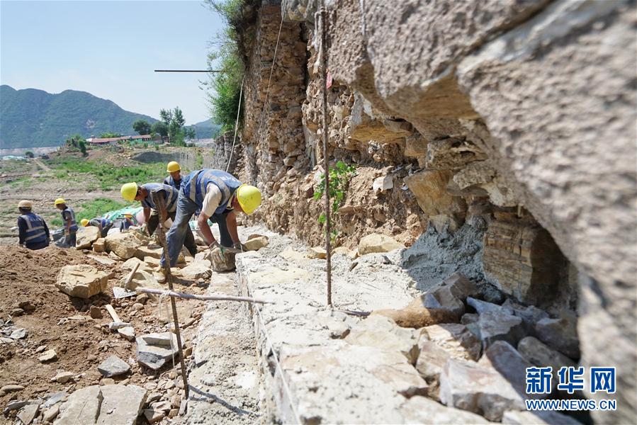 （文化）（8）河北喜峰口西潘家口段长城保护维修工程加紧施工