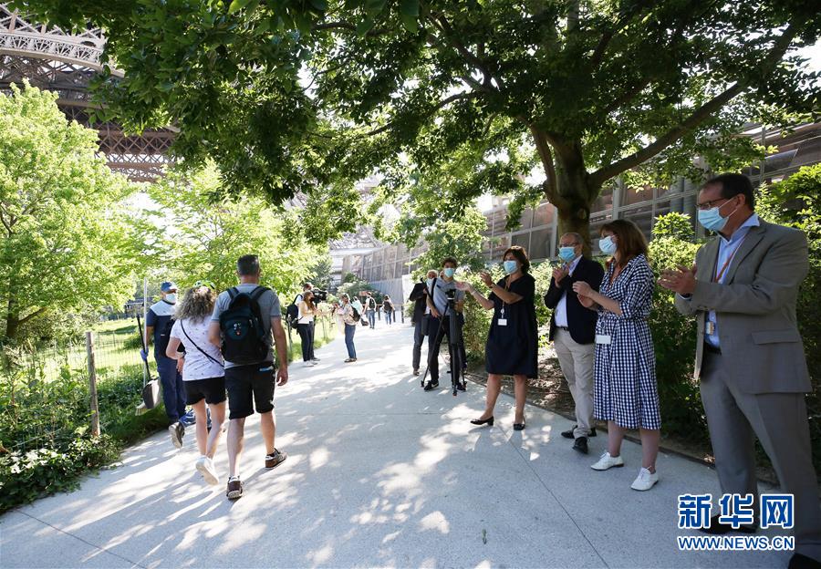 (国际)(2)巴黎埃菲尔铁塔重新开放