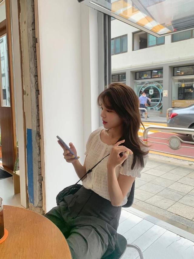 清新优雅的韩系穿搭,日常出行这么穿,轻松摆脱路人感