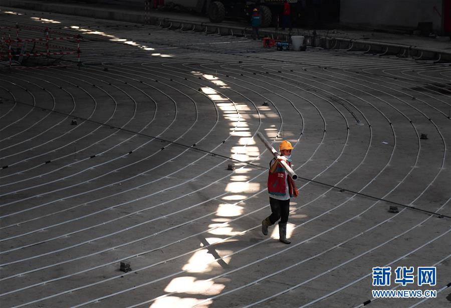 (体育·图文互动)(4)易转换、够低碳、可持续——解密北京冬奥场馆冰面建设亮点