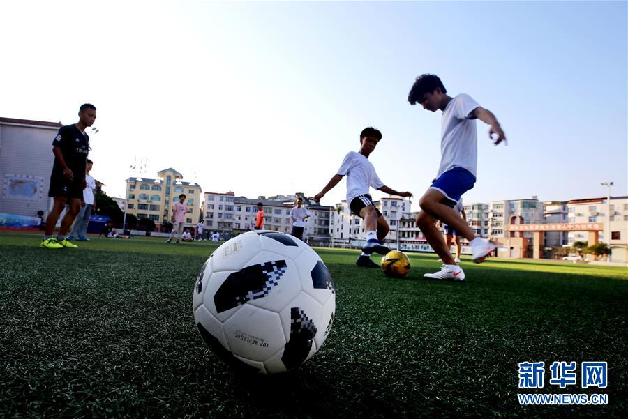#（特别的暑期生活）（2）江西靖安：暑期足球乐