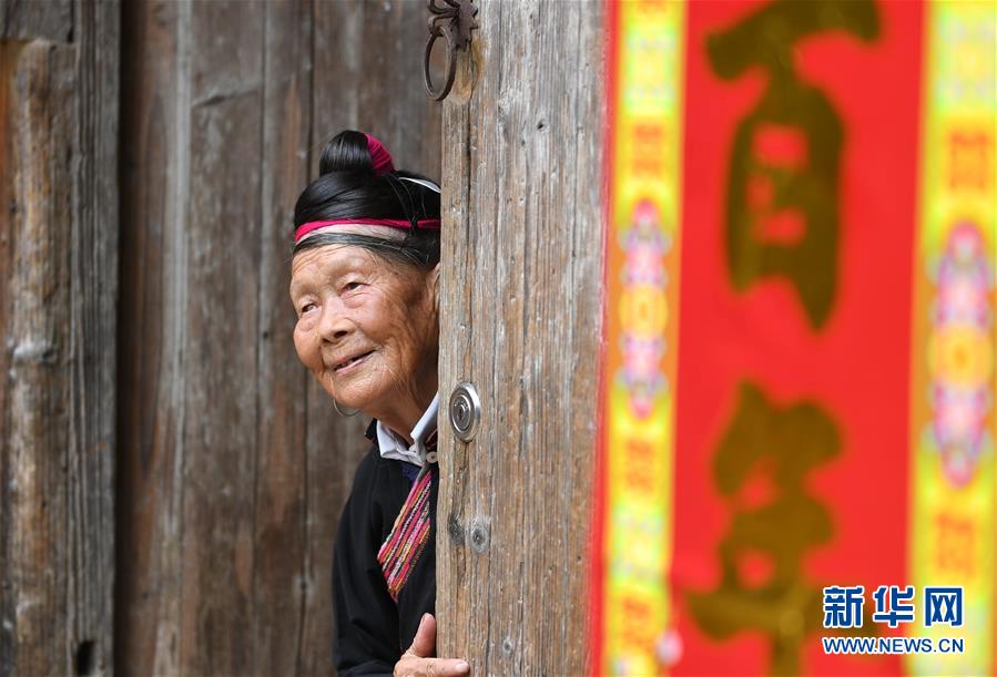 （走向我们的小康生活）（4）89岁畲族老人钟莲娇为家乡“代言”