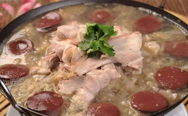 东北5道特色硬菜,闻着就让人口水直流,南方人表示:看着没食欲