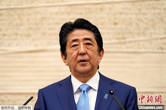 资料图:日本首相安倍晋三。 点击进入下一页