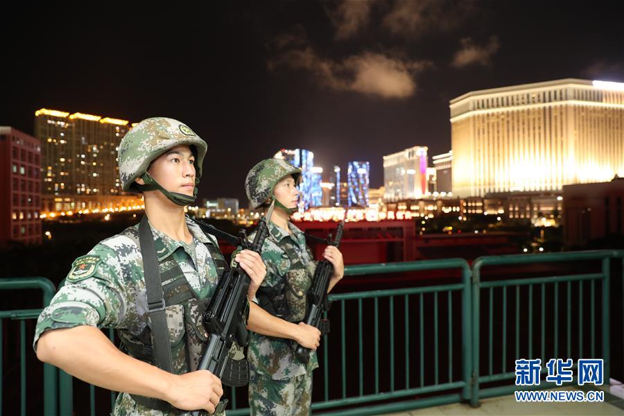 (在习近平强军思想指引下·我们在战位报告·图文互动)(1)驻澳门部队:濠江之畔,最可爱的人
