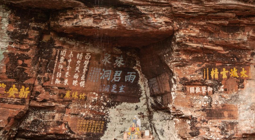 徽州人文山水经典自驾路线，串起安徽江西6县市，秋景居全国前列