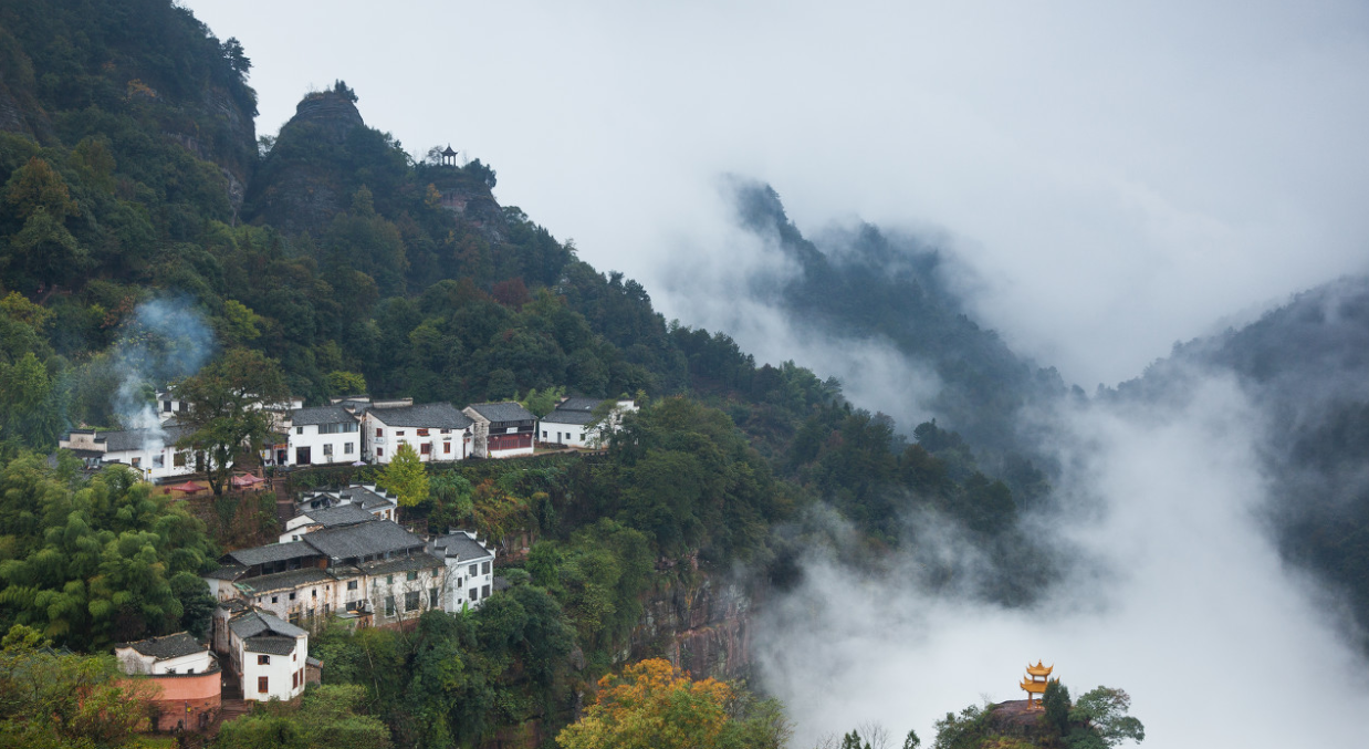 徽州人文山水经典自驾路线，串起安徽江西6县市，秋景居全国前列