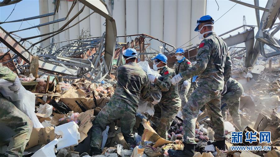(国际)(2)中国维和官兵全面展开贝鲁特灾后重建援助工作