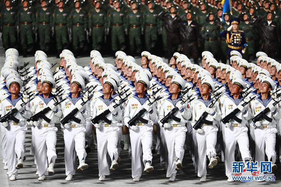 (国际)(4)朝鲜举行阅兵式庆祝劳动党建党75周年